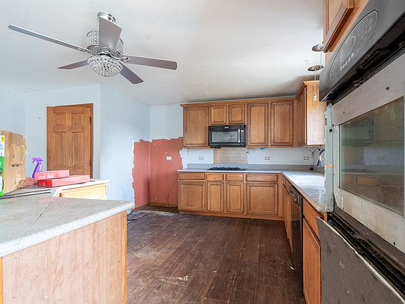 5th image of 600 Winston Dr