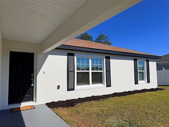 3rd image of 15128 SW 46th Cir