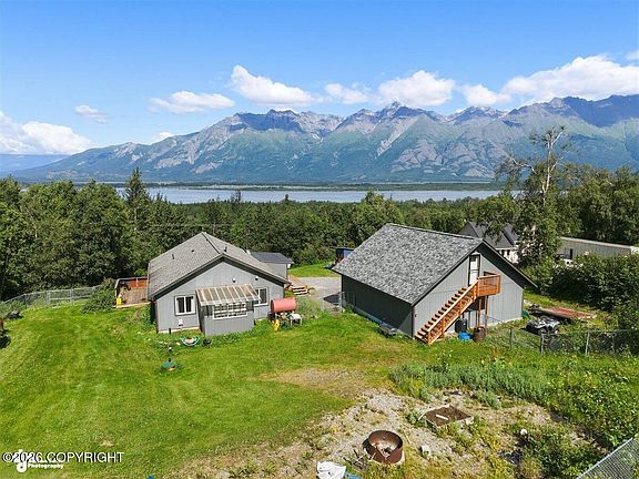 3rd image of 20262 E Birch Hill Dr
