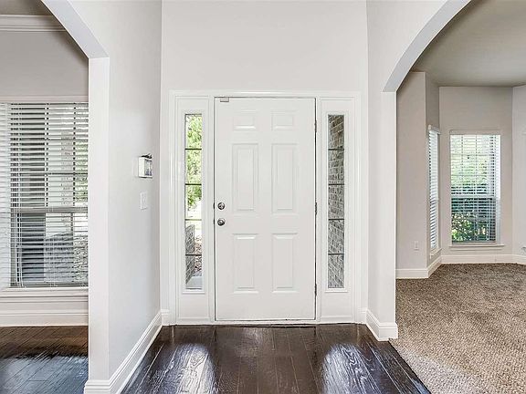 4th image of 1742 Twin Pine Blvd