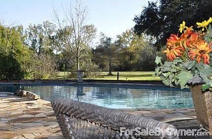 Large Diving Pool