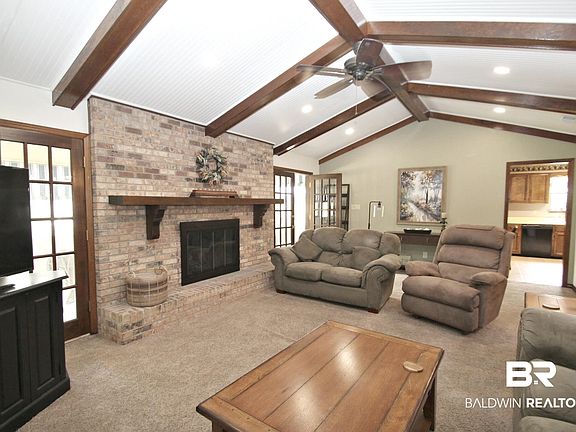 5th image of 106 Windsor Ct