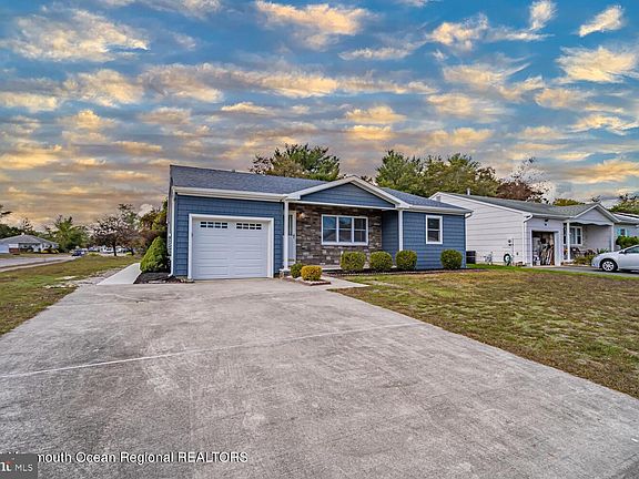 4th image of 76 Brakenbury Dr