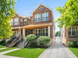 4430 N Kilbourn Ave, Chicago, IL 60630