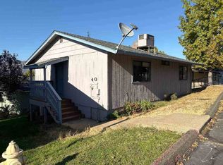 801 Sierra Vista Way APT 40, Yreka, CA 96097