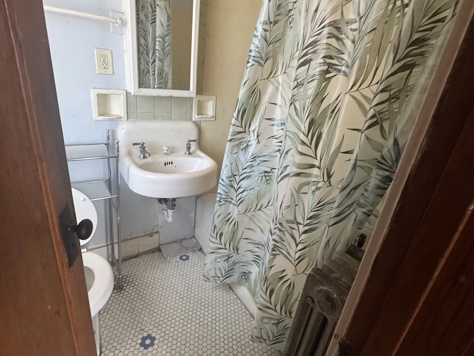 1242 West Highland Avenue - 15 — Photo 3