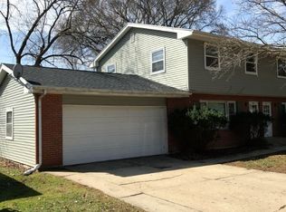 4705 Delmar St, Rockford, IL 61108