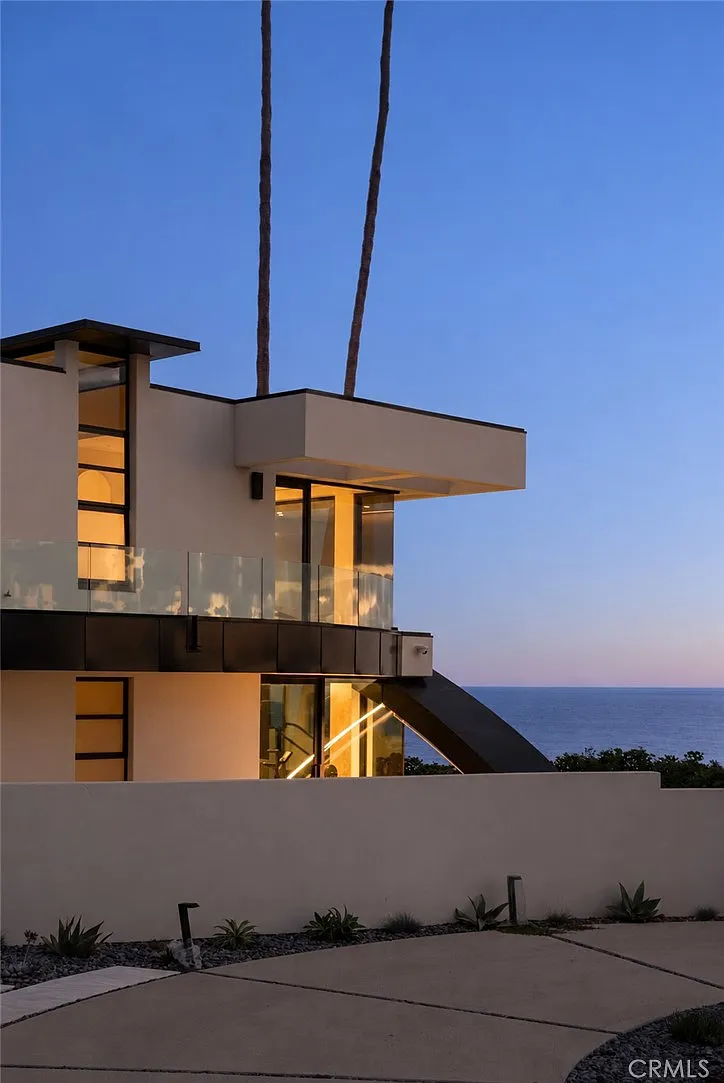 4 bed, 5.5 bath, 4615 sqft, $50,000 — Photo 4
