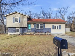 807 Rollotrend Ln, Eldon, MO 65026