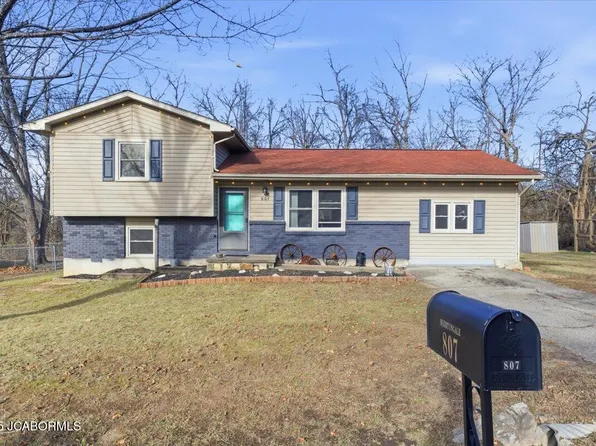 807 Rollotrend Ln, Eldon, MO 65026