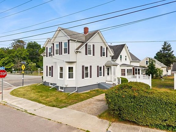 3rd image of 22 Starkey Ave