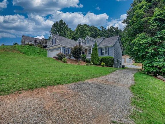 3rd image of 171 Emily Forest Way