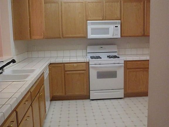 5th image of 2570 San Remo Dr