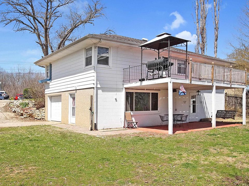 132 Lincoln Pkwy, East Peoria, IL 61611 Zillow