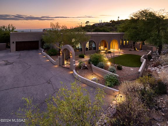 3rd image of 6078 E Paseo Ventoso