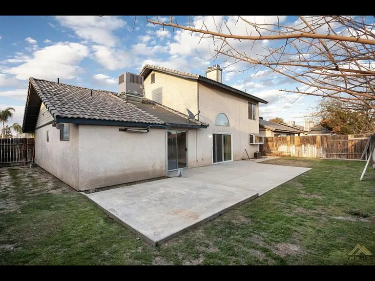 4213 Southern Breeze Dr — Photo 4