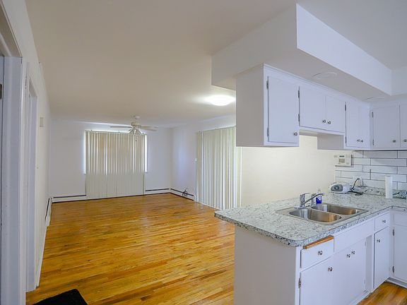 5th image of 839 E 169th St
