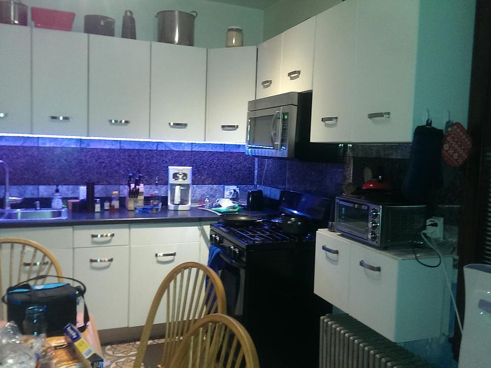 2nd image of 3513 W Palmer St #1