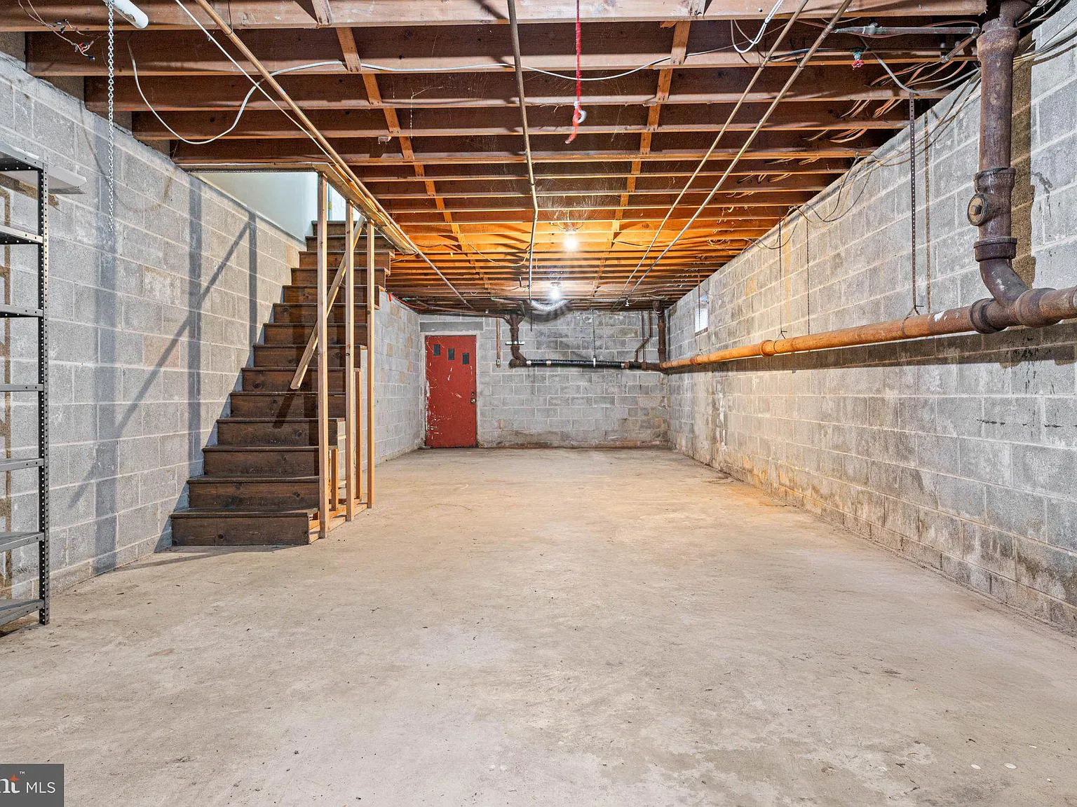 3 bed, 2.5 bath, 1600 sqft, $2,600 — Photo 4