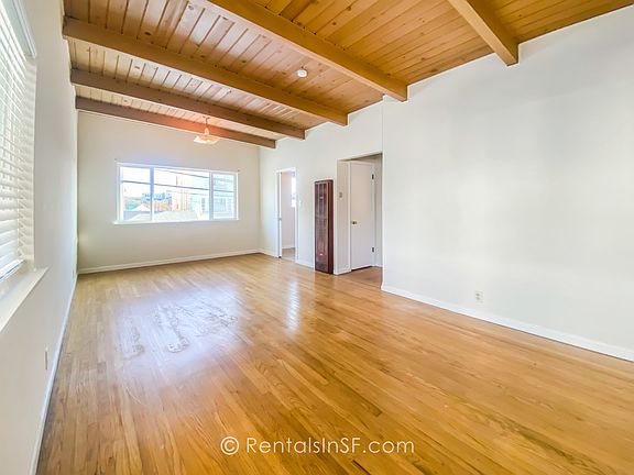 3rd image of 717 40th Ave APT 4