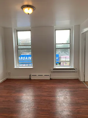 Rented by JB Mac Real Estate Inc. | media 15