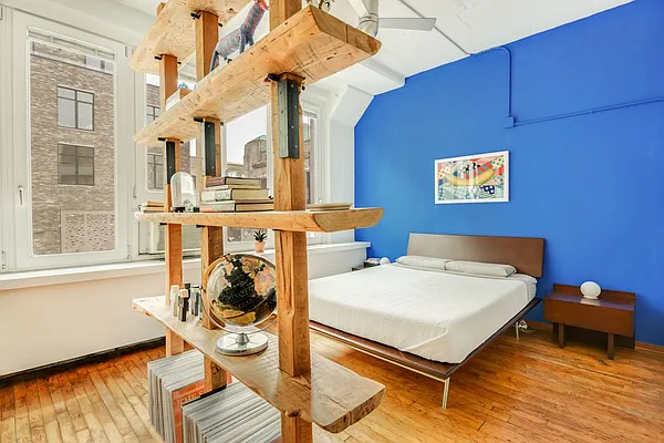 Sold by Compass | media 3