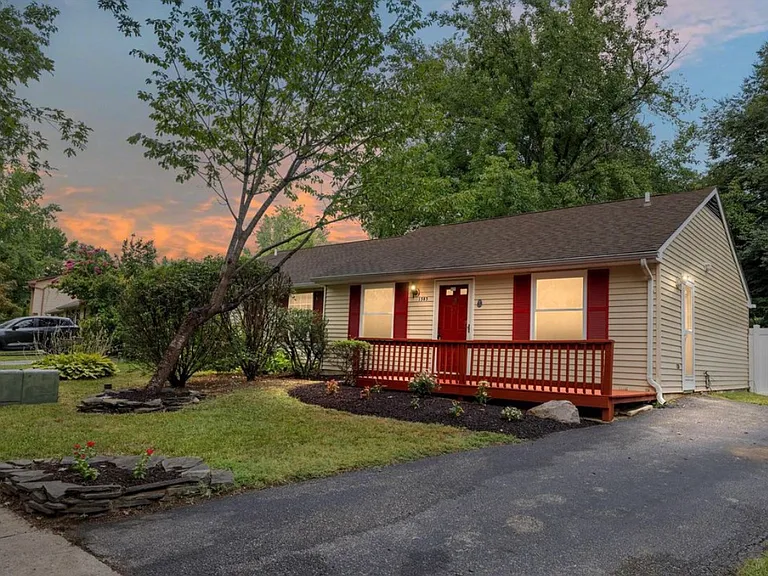 1585 Native Dancer Ct — Photo 1