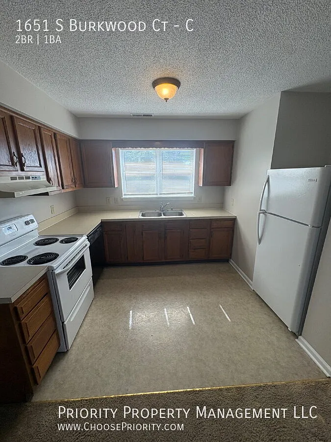 2-Bedroom Apartment in Harrisonburg Welcome to 1651 S Burkwood Ct, Unit C!" — Photo 4