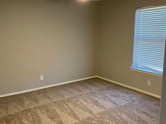 2nd image of 1318 Blue Teal Ct