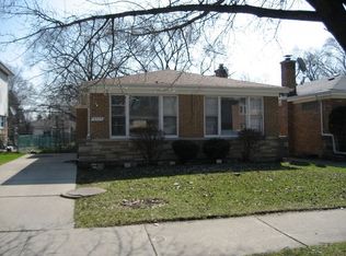 8535 Monticello Ave, Skokie, IL 60076