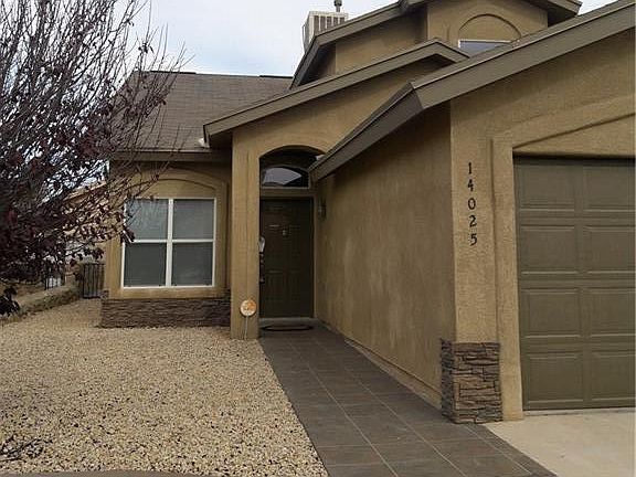 2nd image of 14025 Tierra Vianey Dr