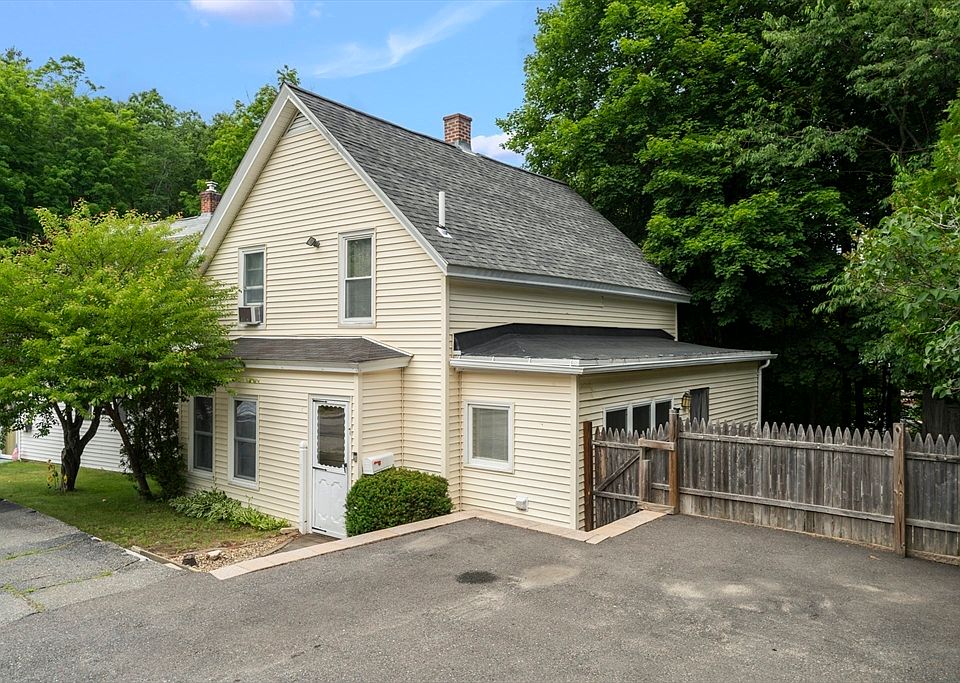 1st image of 7 Terrace Pl