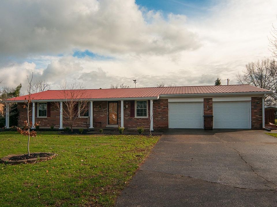 1st image of 110 Dogwood Ct