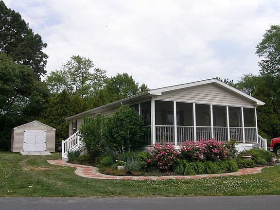4th image of 572 Dogwood Dr