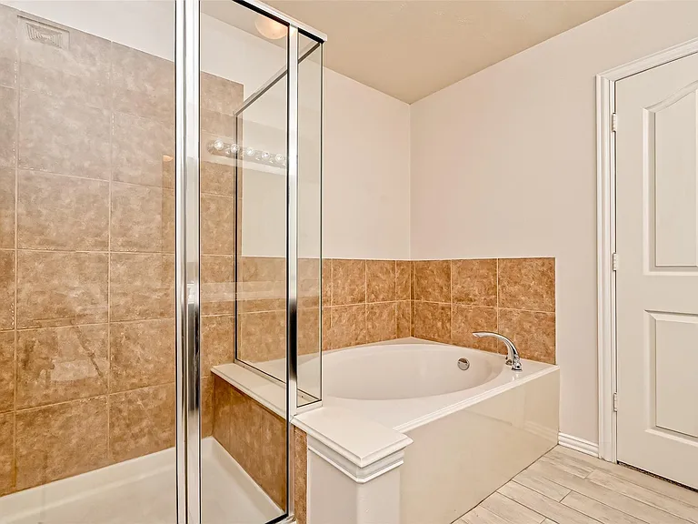 5015 Dartmoor Ridge Trl — Photo 34