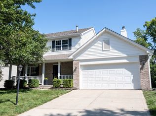 10561 Greenway Dr, Fishers, IN 46037