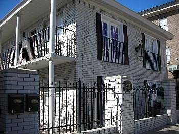 1st image of 824 12th Ave APT 1