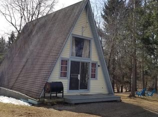 240 SW Colony Rd, Hillsdale, NY 12529