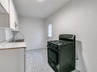 324 E Steed Dr, Midwest City, OK 73110