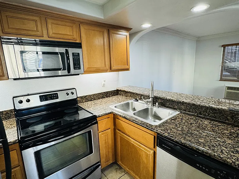 2776 B St #120 — Photo 6