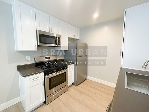 2nd image of 4572 34th St APT 4