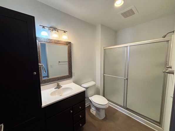 21 W North St APT 102