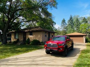 123 105th Ln NW, Coon Rapids, MN 55448