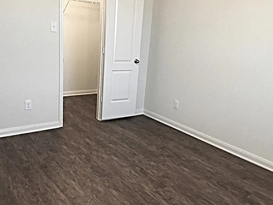 1211 Arizona Dr — Photo 15