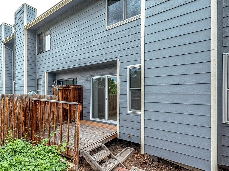 8720 Carr Loop — Photo 24