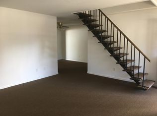 106 Vine Dr, Yorktown, VA 23692