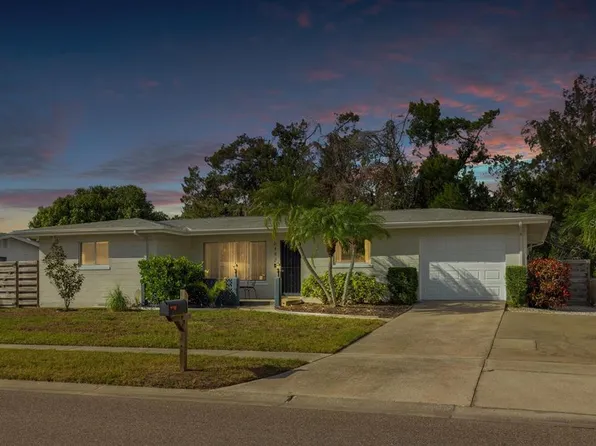 6442 Colonial Dr, Sarasota, FL 34231