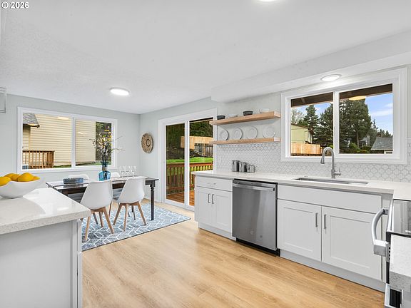 5th image of 2605 NE 159th St