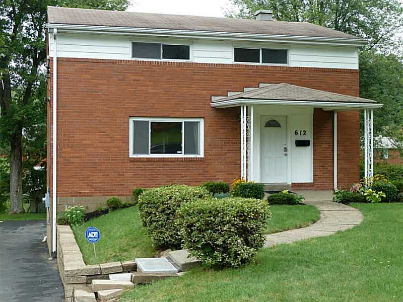 1st image of 612 Dahlia Dr