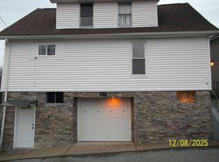 65 N Walnut St, Shinnston, WV 26431